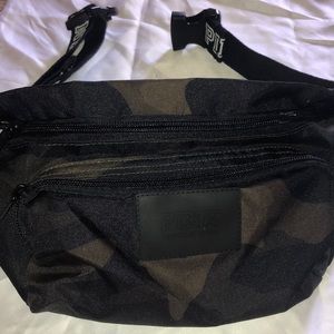 PINK Victoria’s Secret Camouflage Fanny Pack